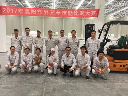 Forklift show style, improve skills safely and efficiently